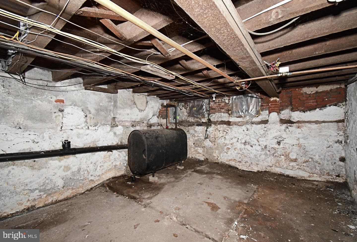 346 Walnut St photo 37