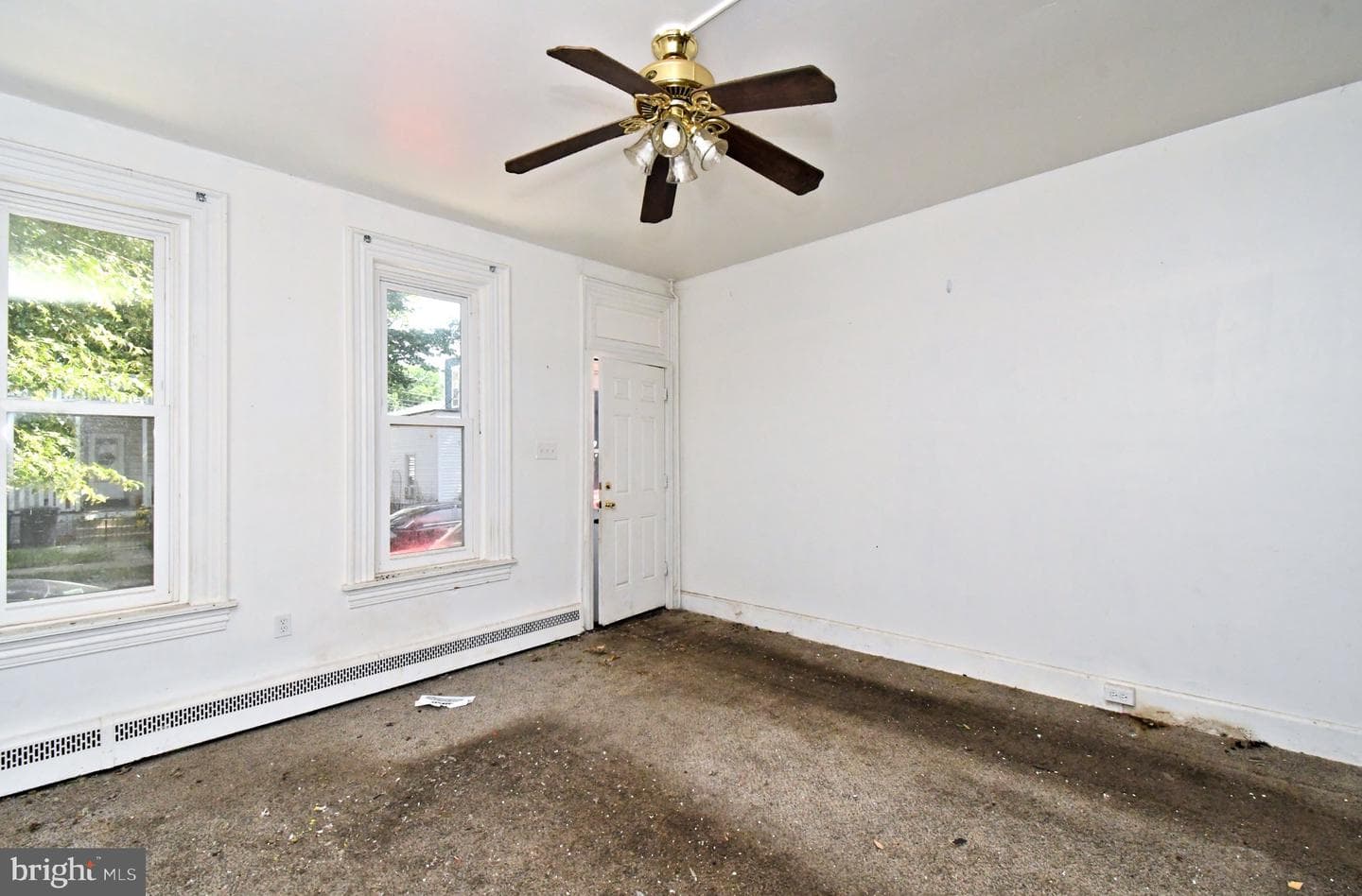 346 Walnut St photo 8
