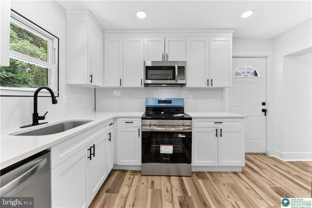 1717 Willow Street photo 8