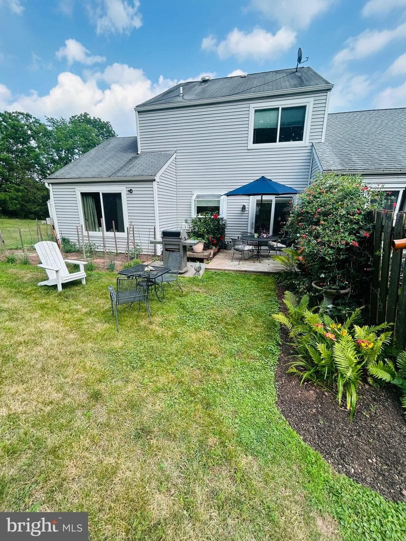 611 Bridge Street photo 12
