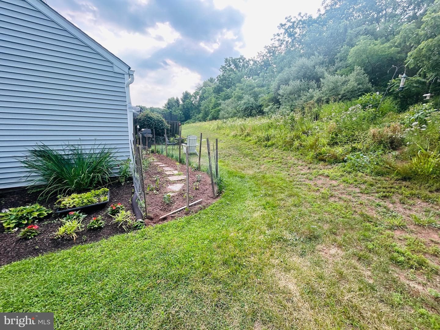 611 Bridge Street photo 15