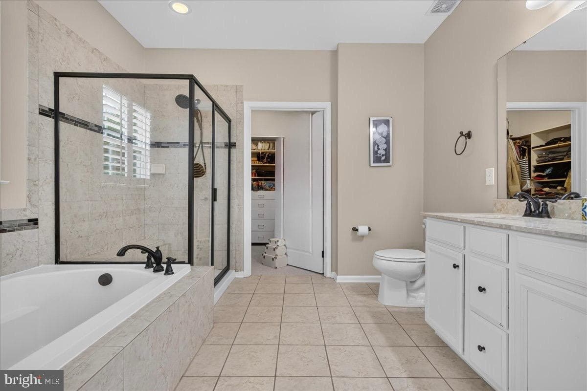 870 Reynards Run photo 20