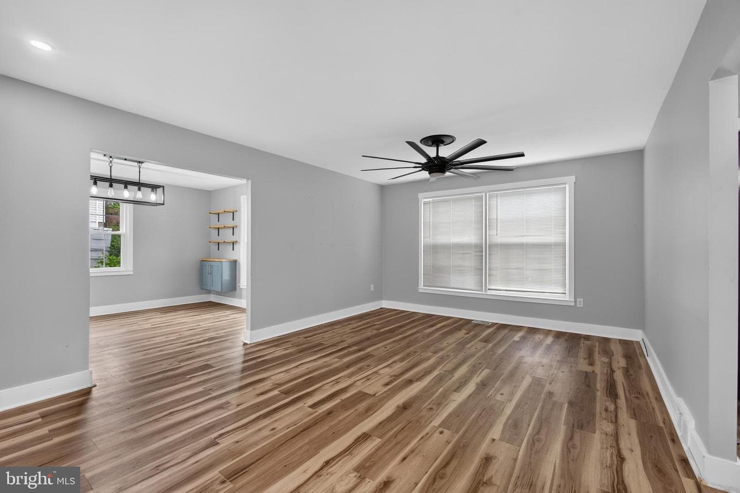 1741 Bantry Drive photo 3