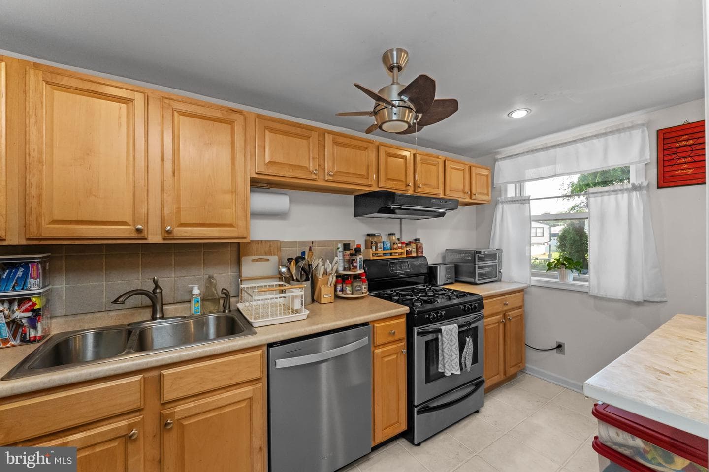 205 Southern Avenue photo 15