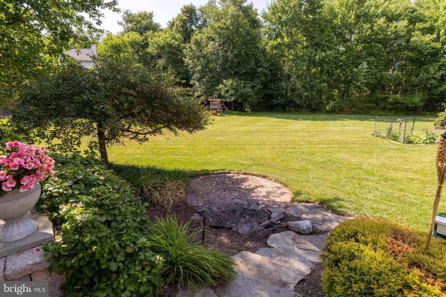 335 Sun Valley Drive photo 51