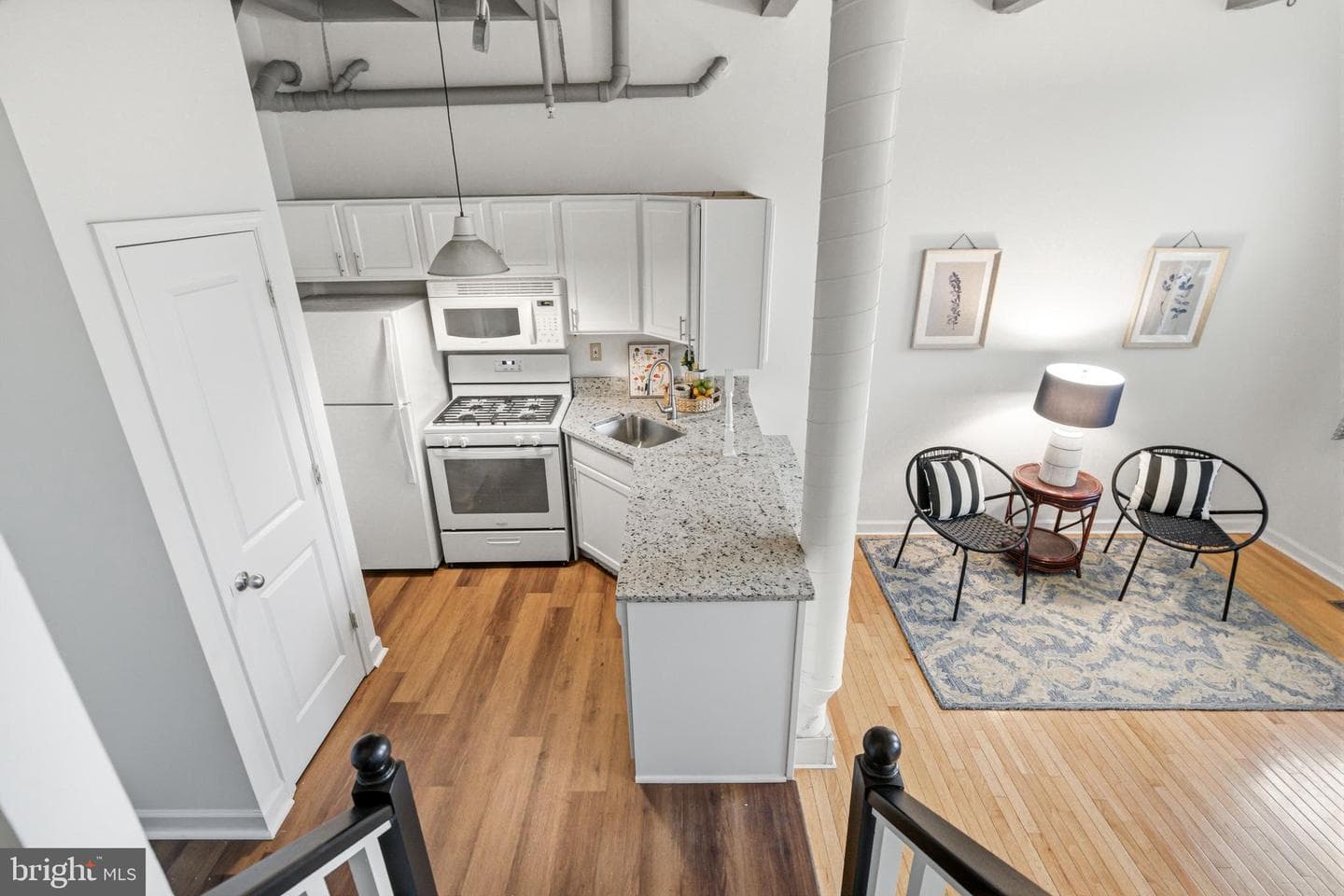 735 Washington St # 217 photo 17