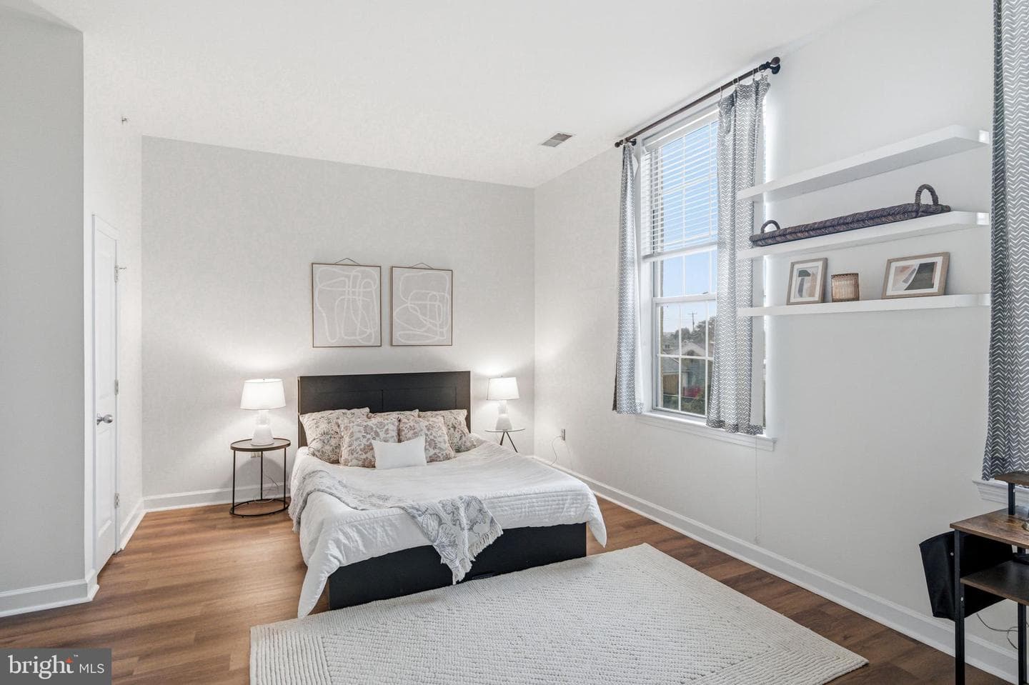 735 Washington St # 217 photo 21