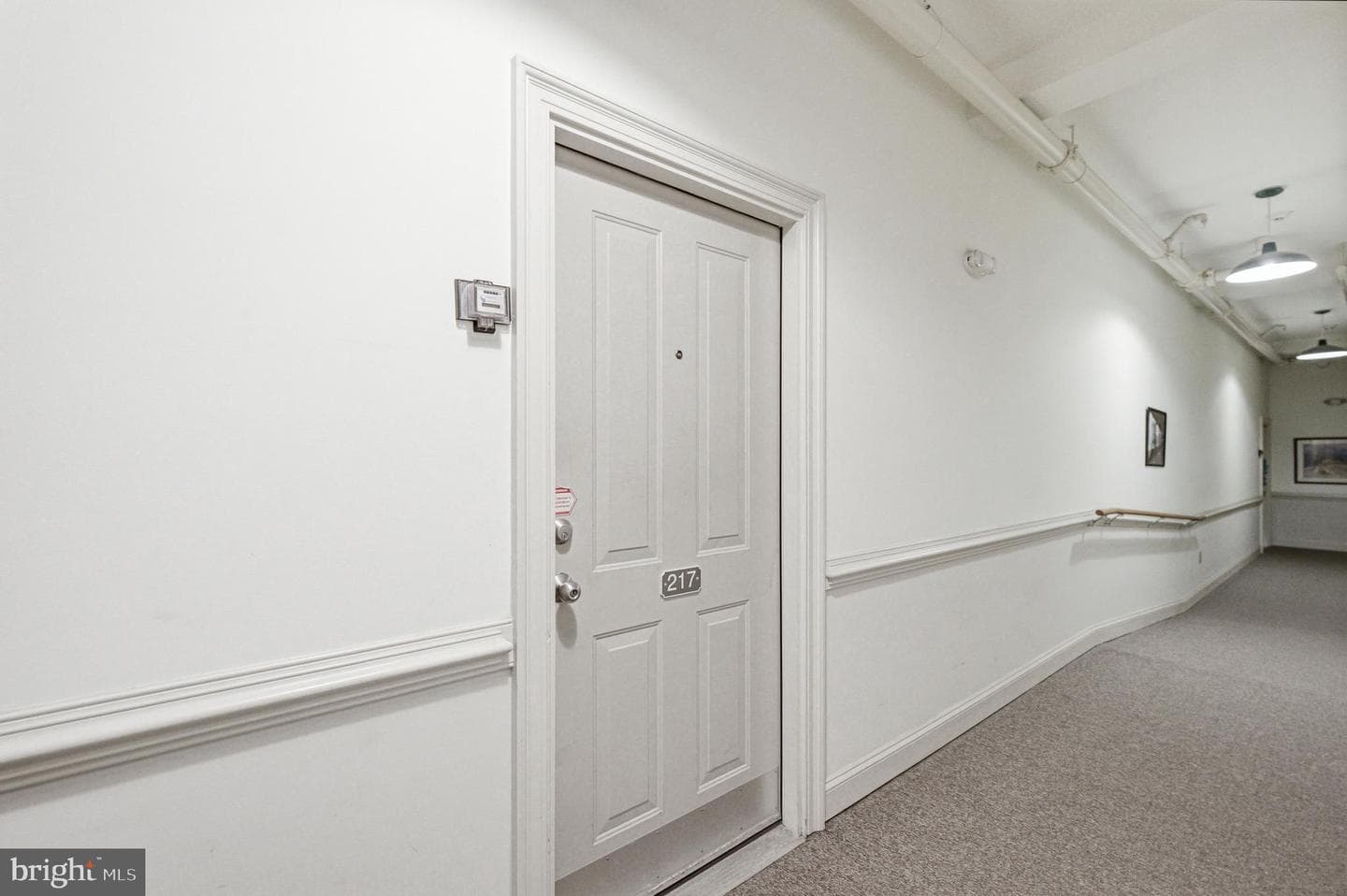 735 Washington St # 217 photo 4