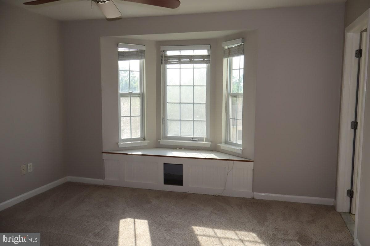 914 Thomas Street photo 14