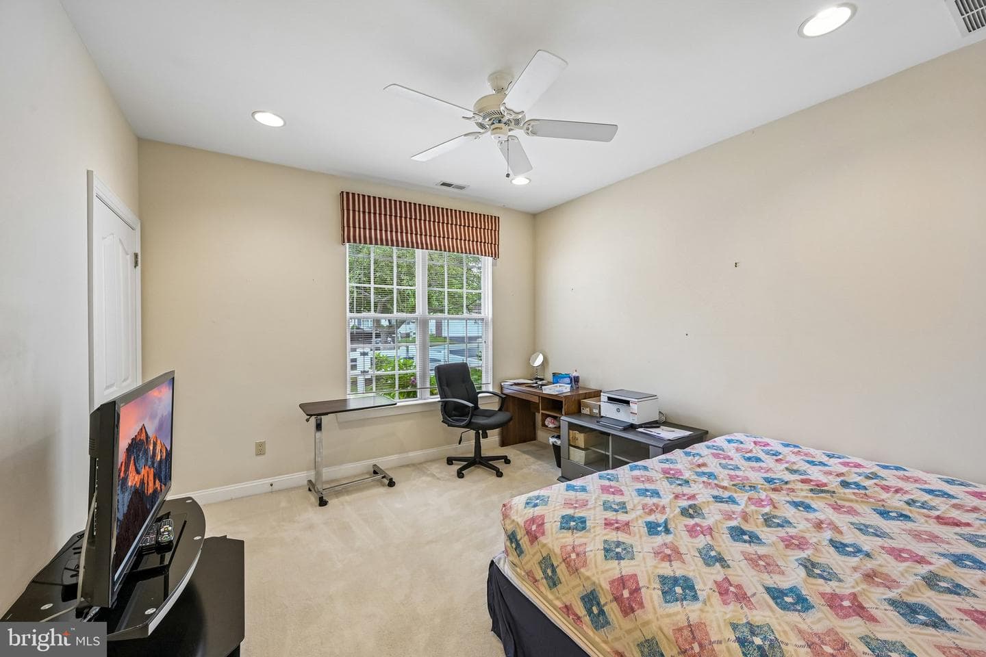 106 Newbury Way photo 18