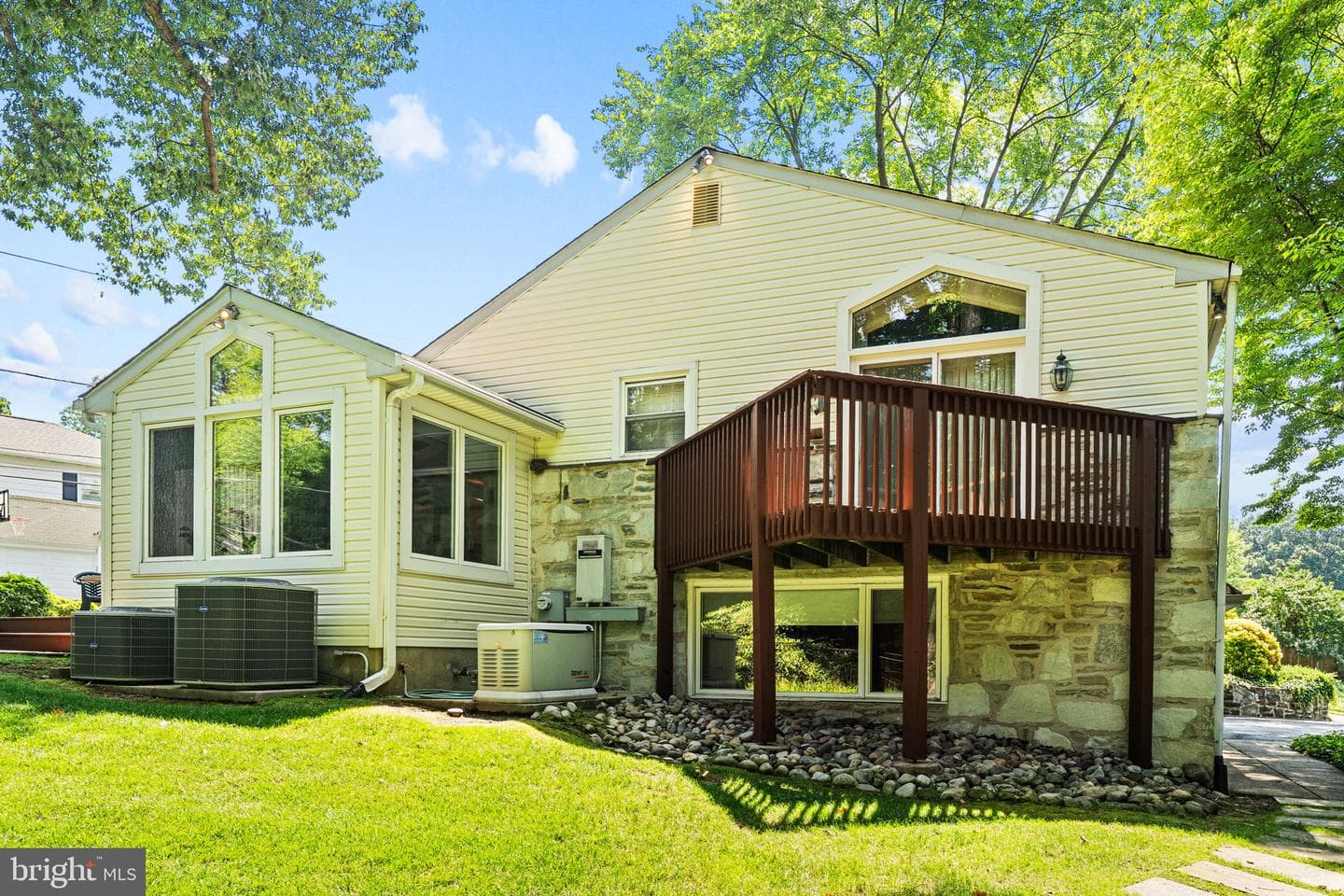 128 Cardinal Road photo 26