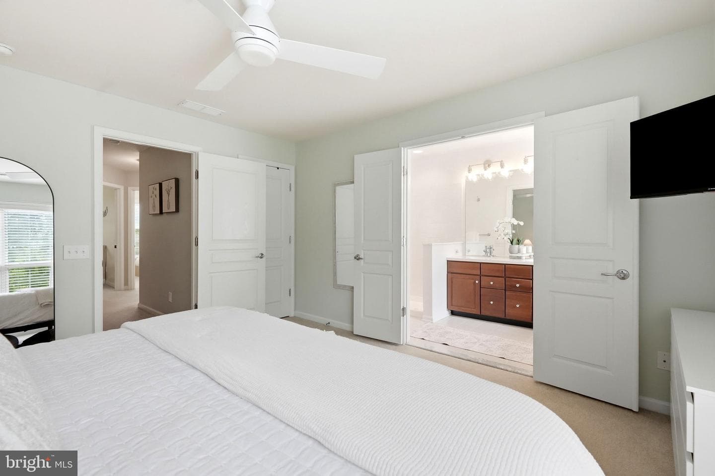 238 Hudson Drive photo 40