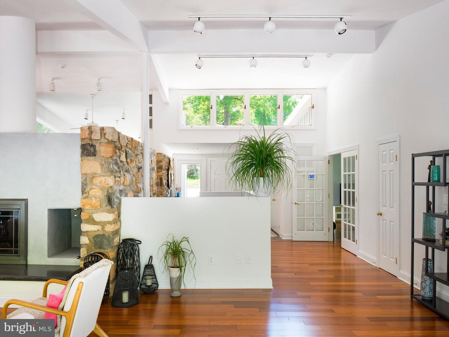 1620 Monk Road photo 8
