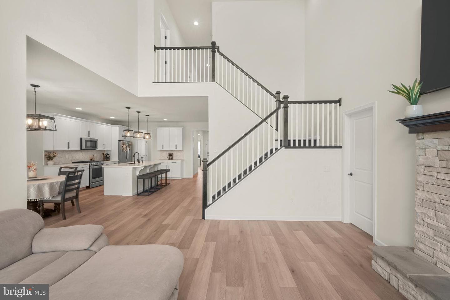 15 Patricia Drive photo 27