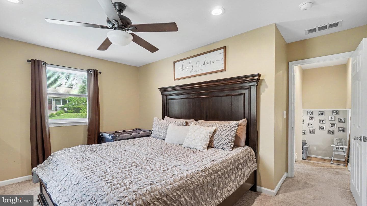 493 Adrian Road photo 19