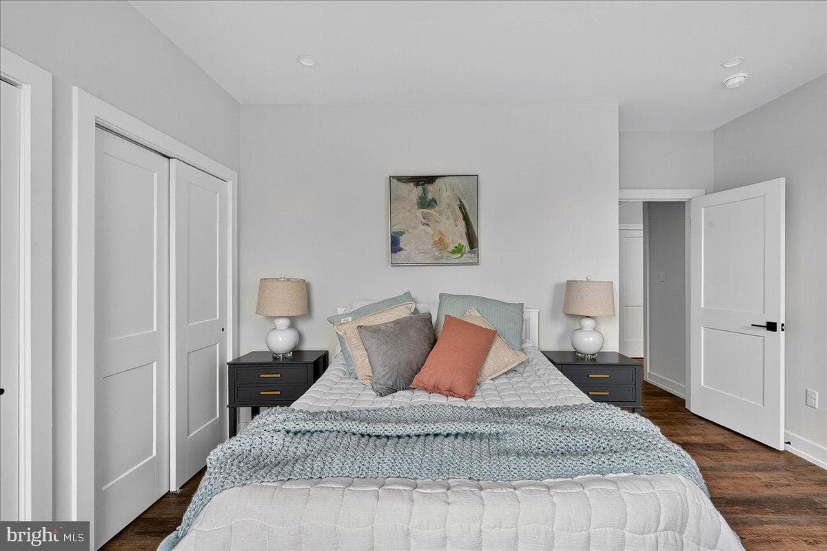 415 Isabelle Court #201 photo 19