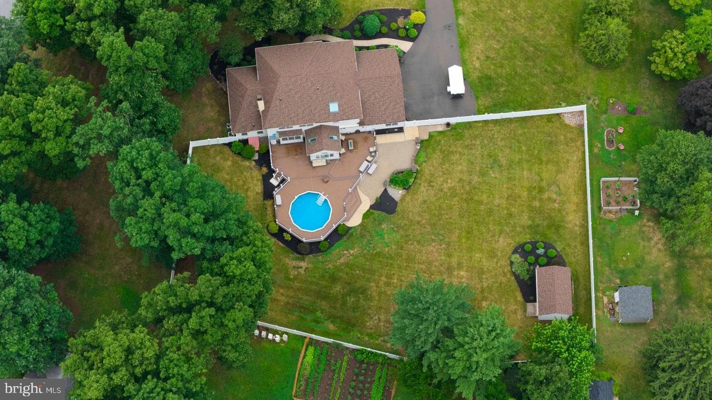 345 Reinert Road photo 41