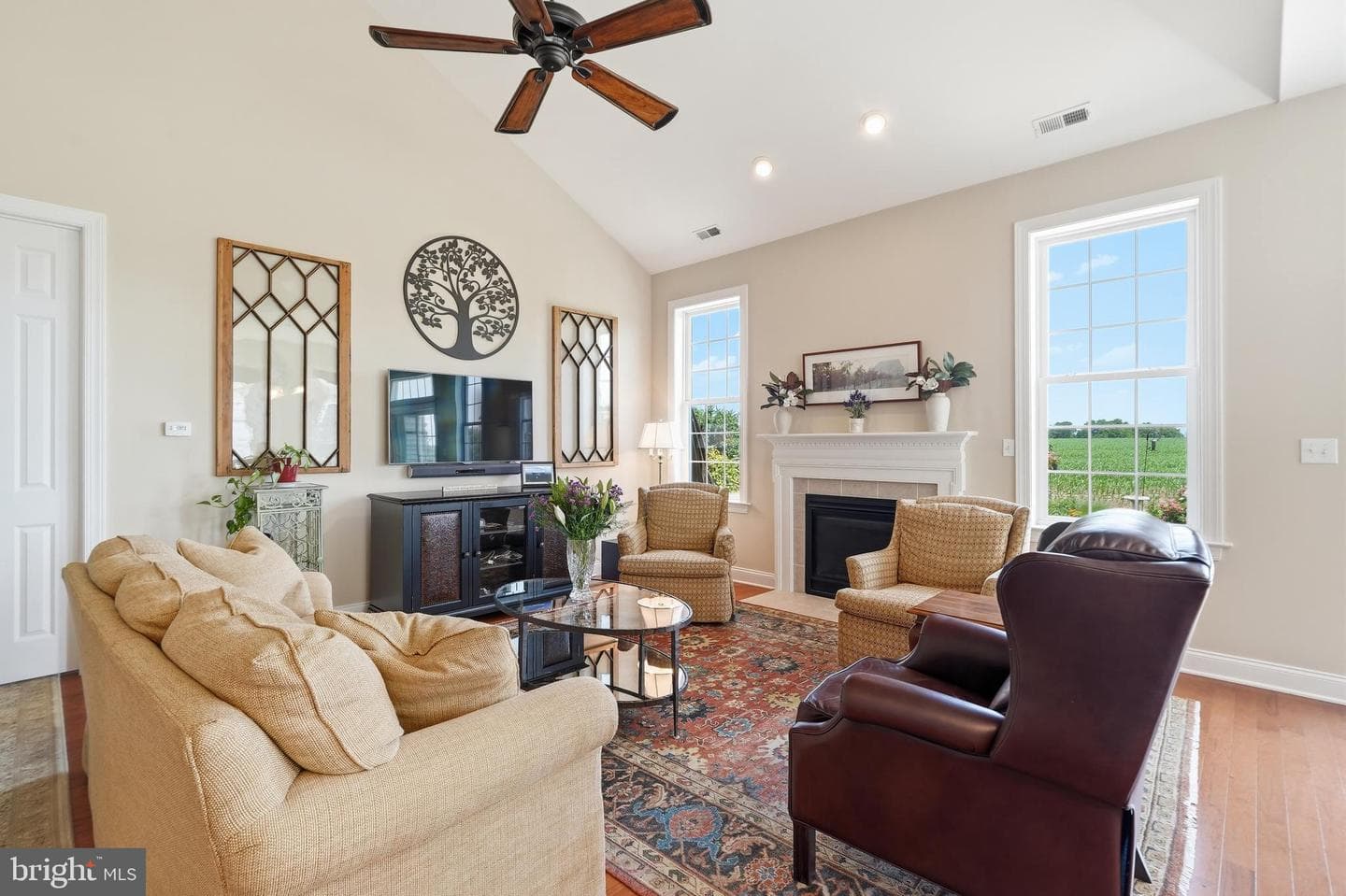 4829 Spencer Drive photo 8
