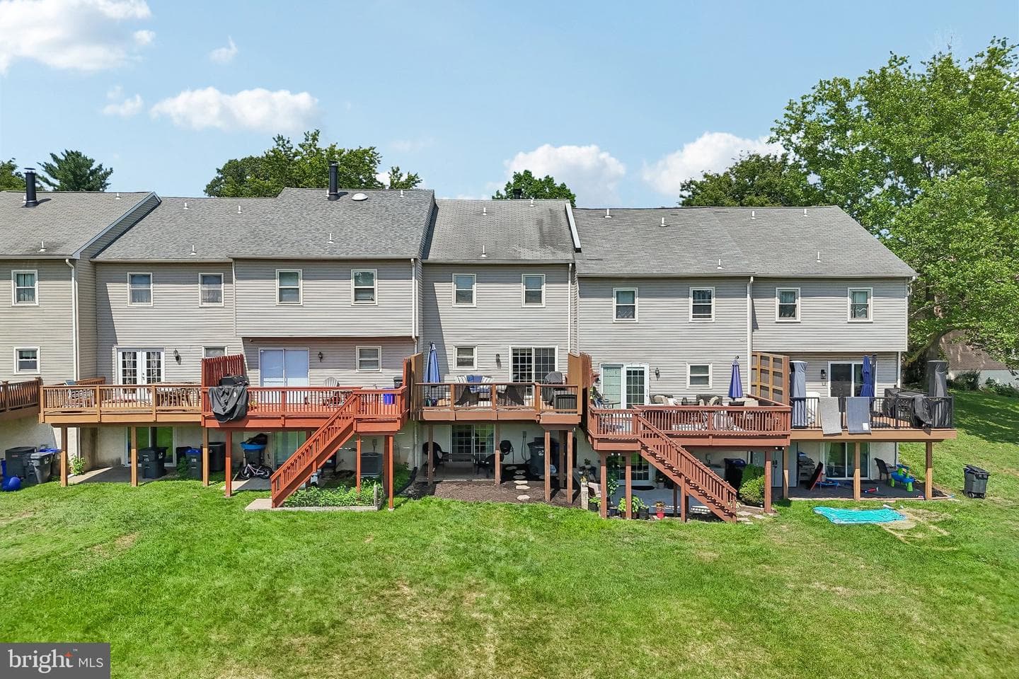 154 Lafayette Court photo 34