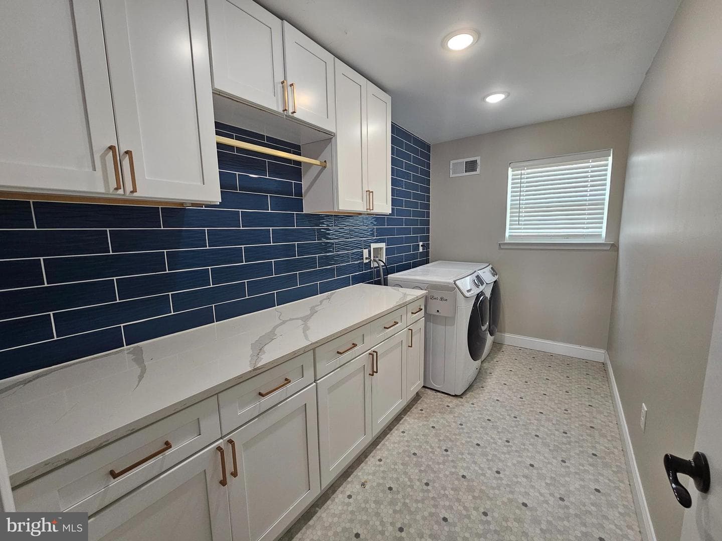 2120 Sunnyvale Drive photo 21