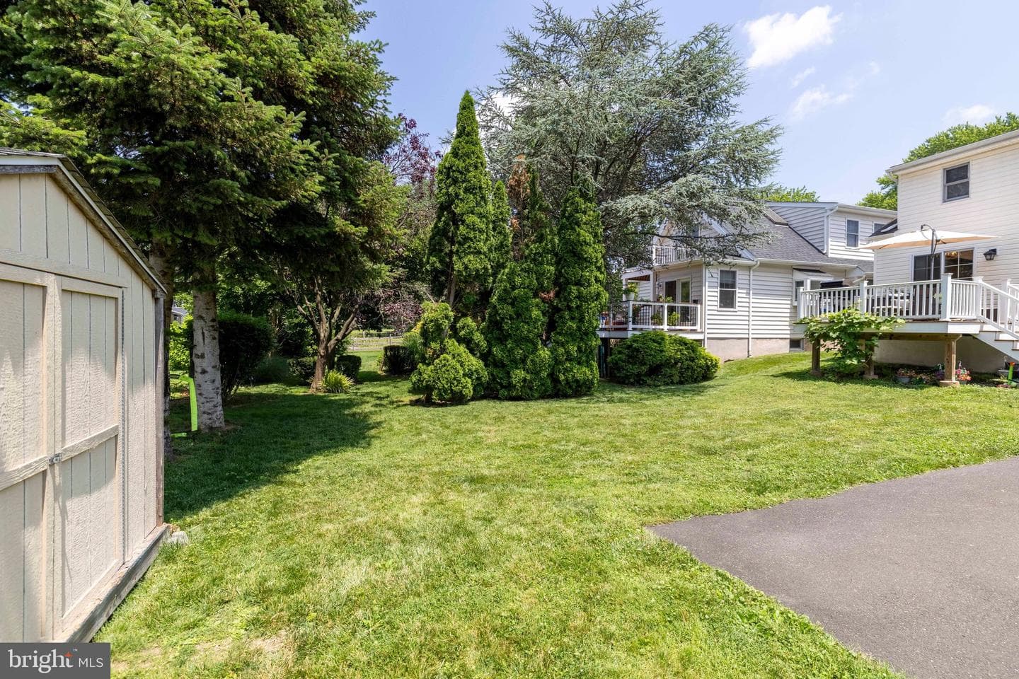 642 Harrison Avenue photo 41