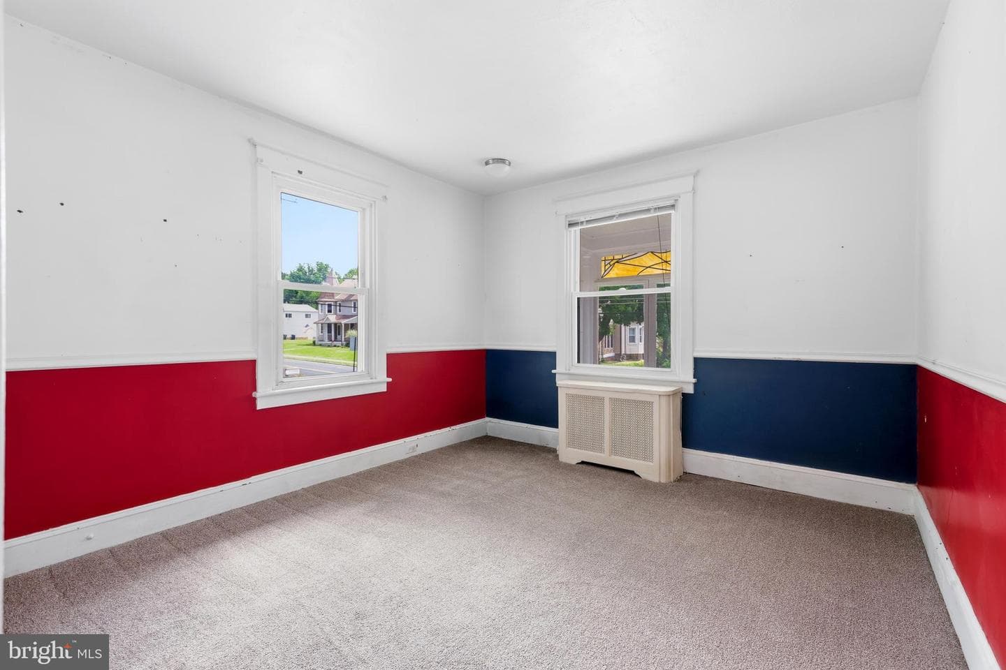 214 N Hills Avenue photo 23