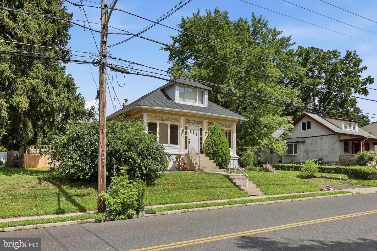 214 N Hills Avenue photo 3