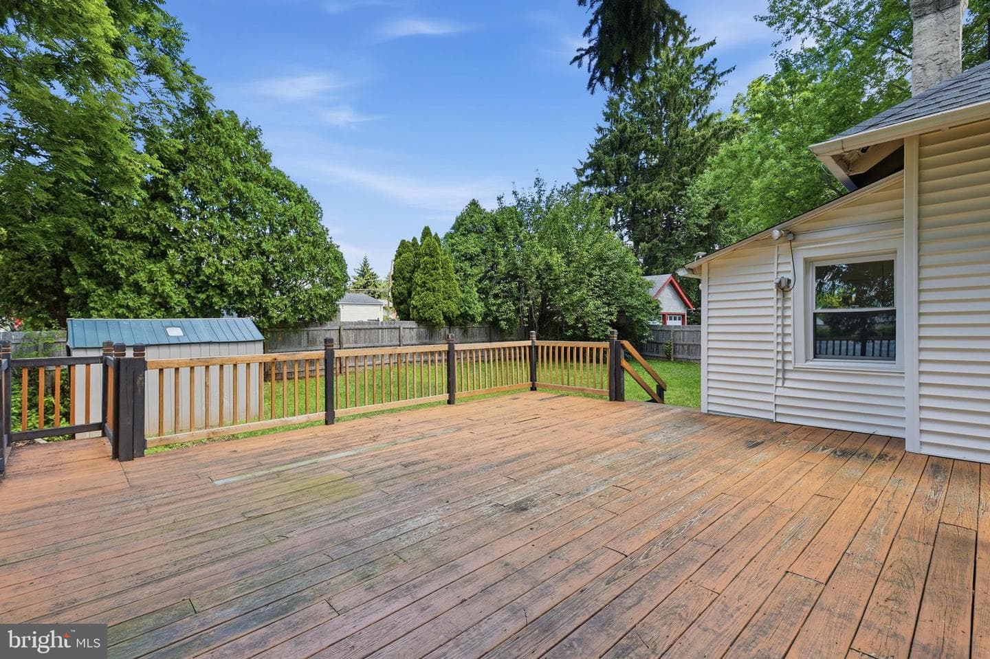 214 N Hills Avenue photo 48