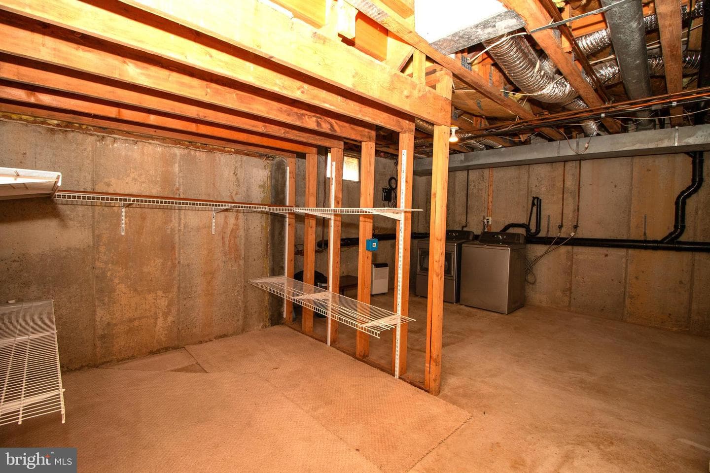 141 Hemlock Drive photo 23