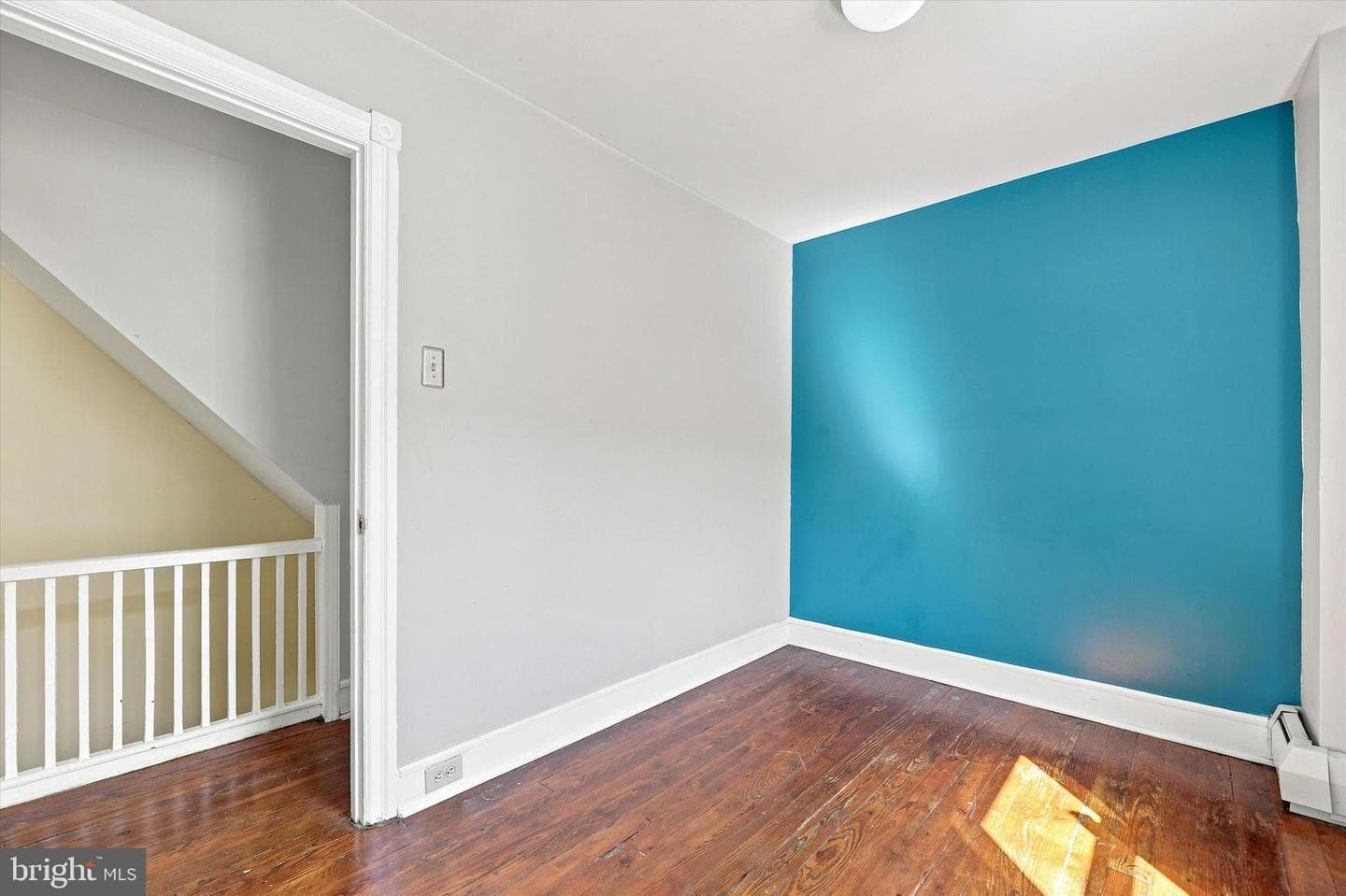 223 Sheas Terrace photo 10