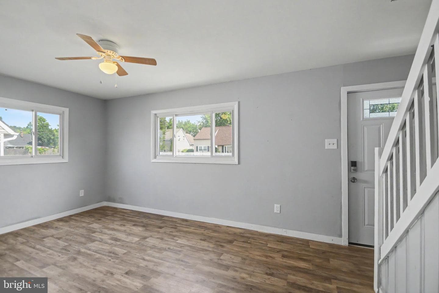 356 W Beech Street photo 10