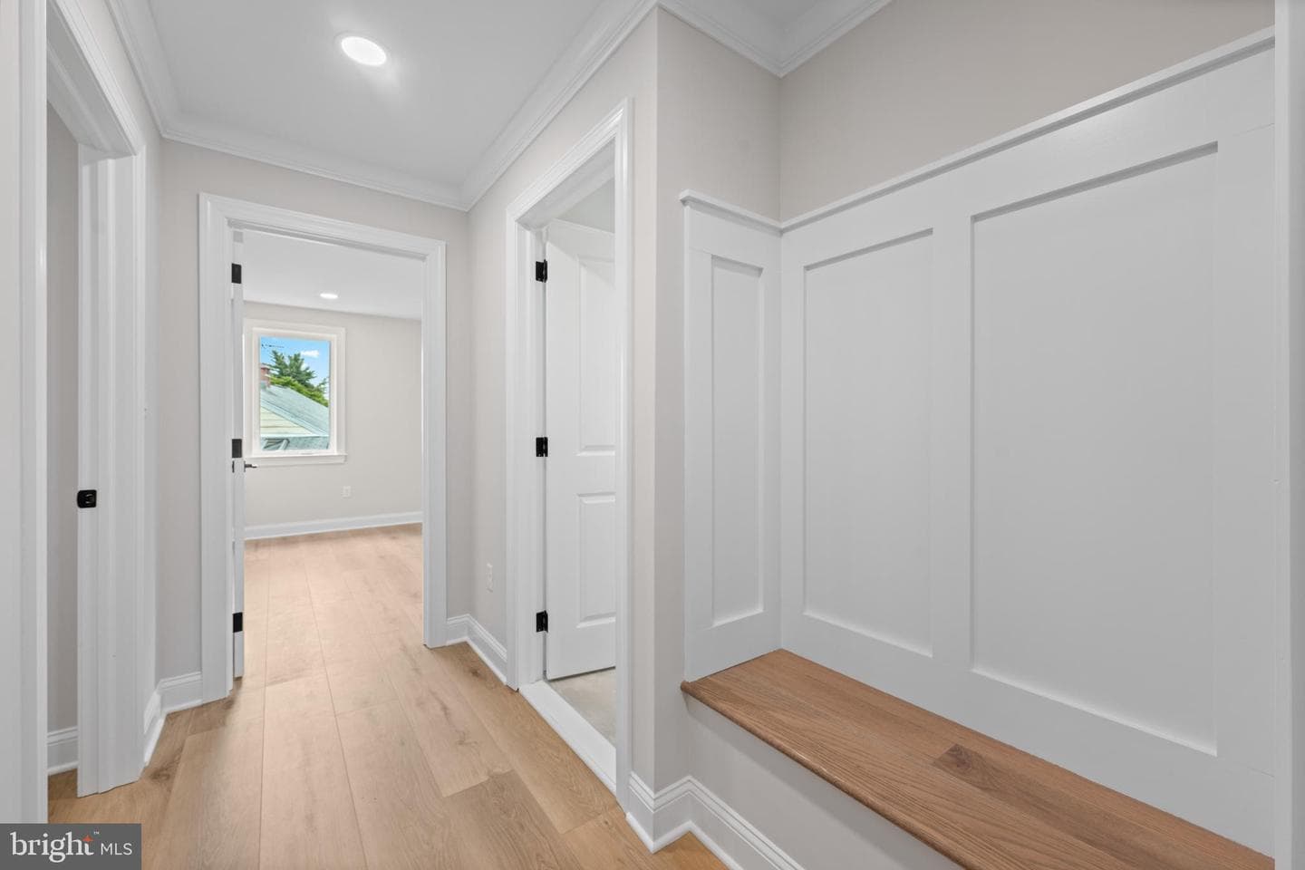 218 Crest Way photo 18