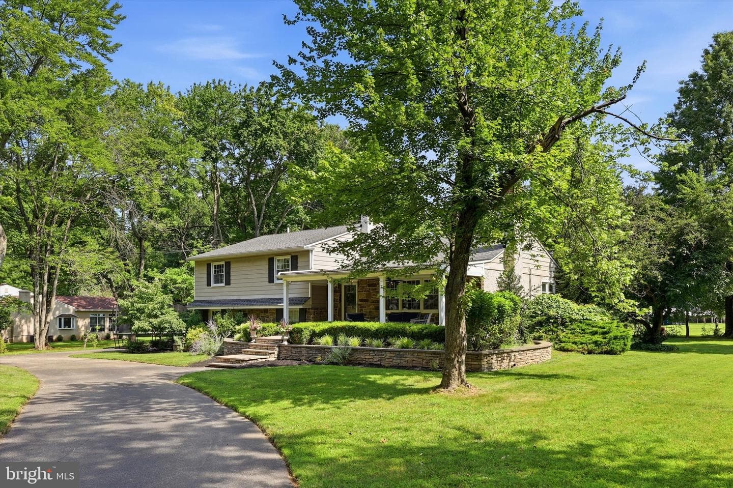 649 Midway Lane, Blue Bell