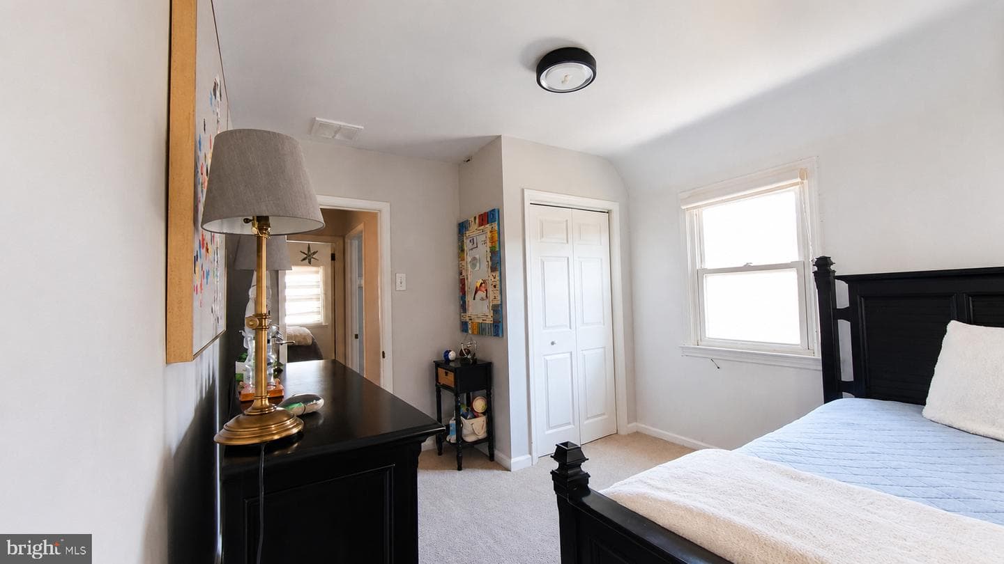 2344 Kenderton Avenue photo 4