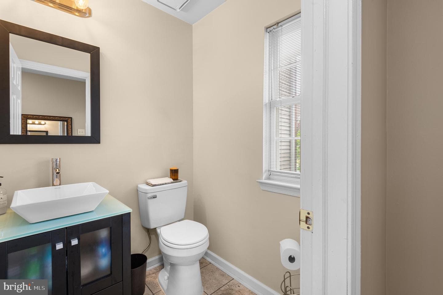 202 Aqueduct Drive photo 8