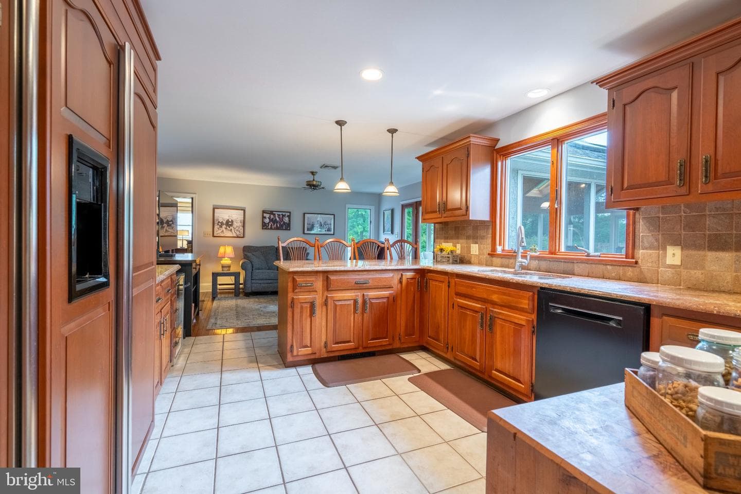 1397 Edgeview Street photo 10