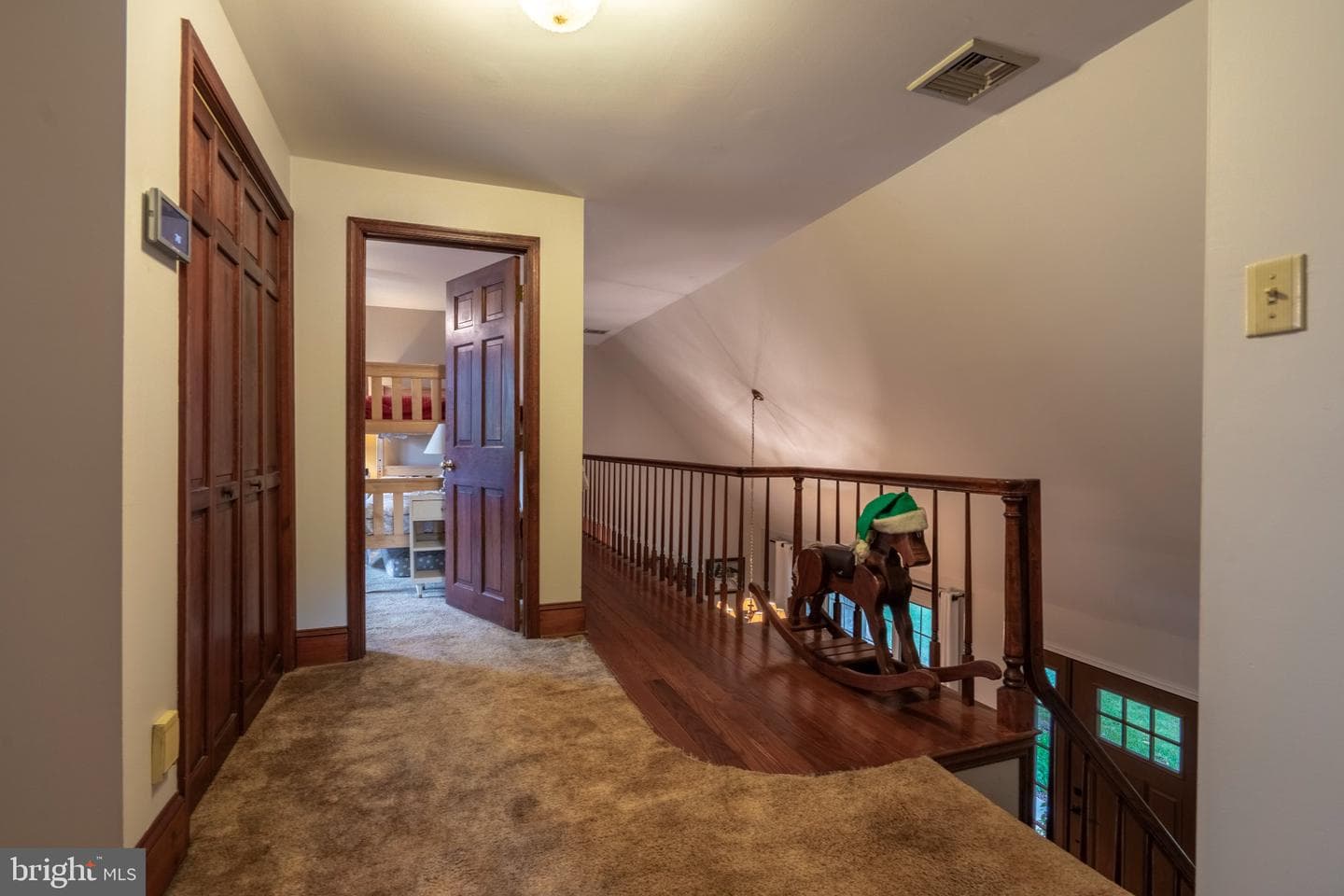 1397 Edgeview Street photo 38