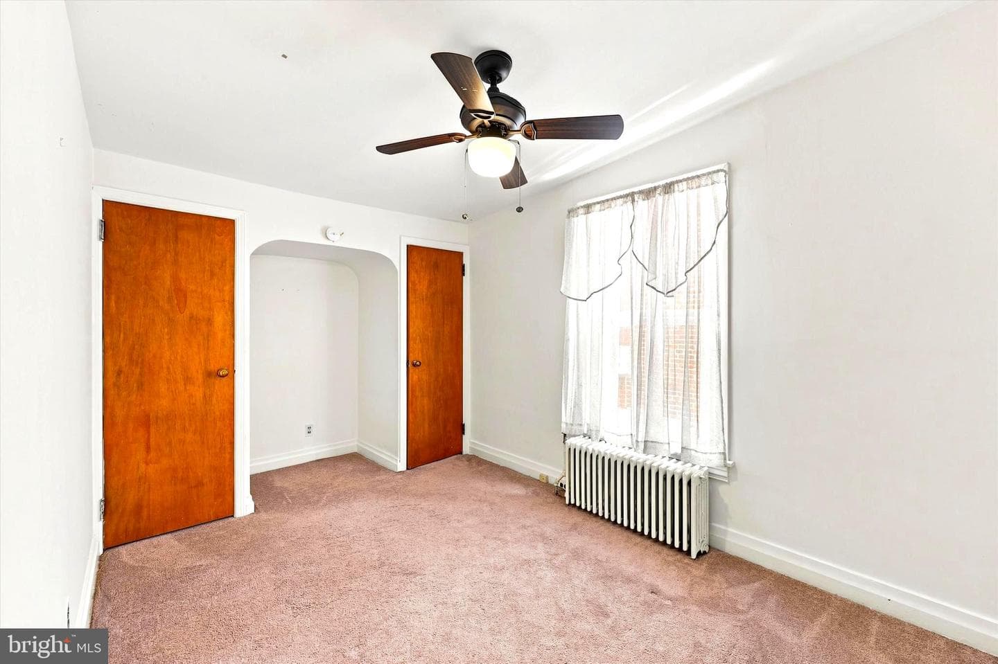 327 Summer Street photo 9