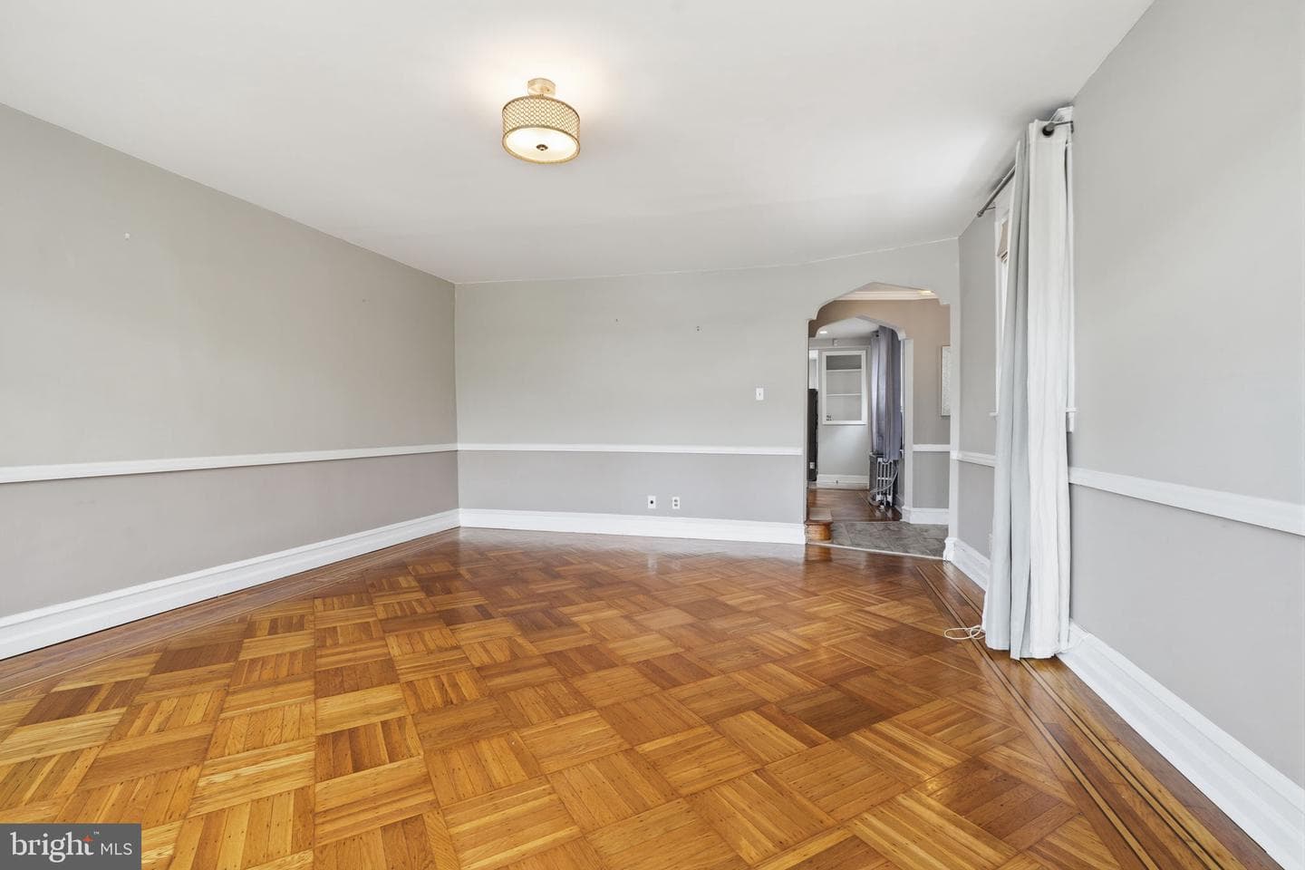 1814 Chelsea Road photo 4