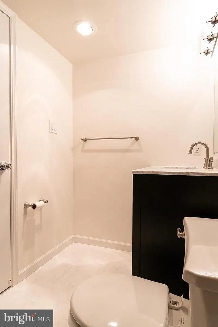 28 Hastings Drive #202 U-28 photo 15