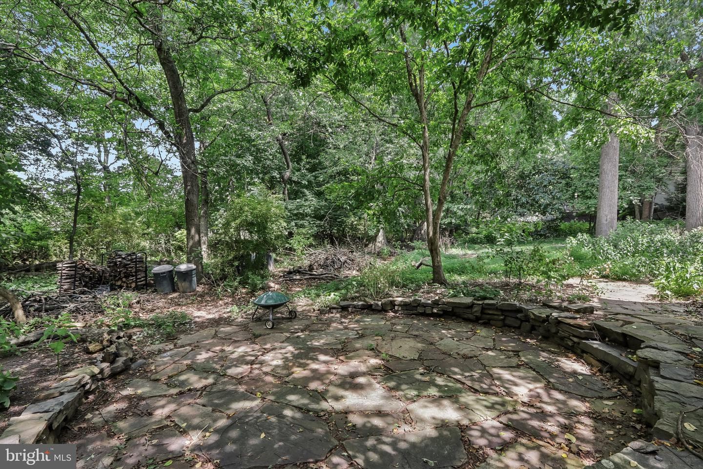 111 Manor Drive photo 4