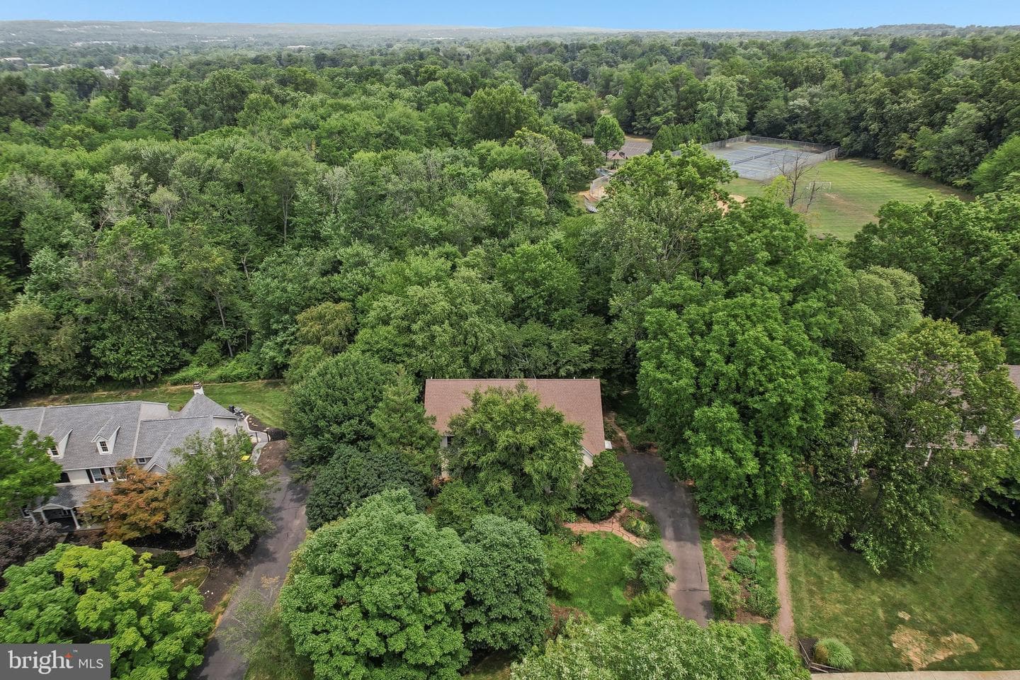 111 Manor Drive photo 63