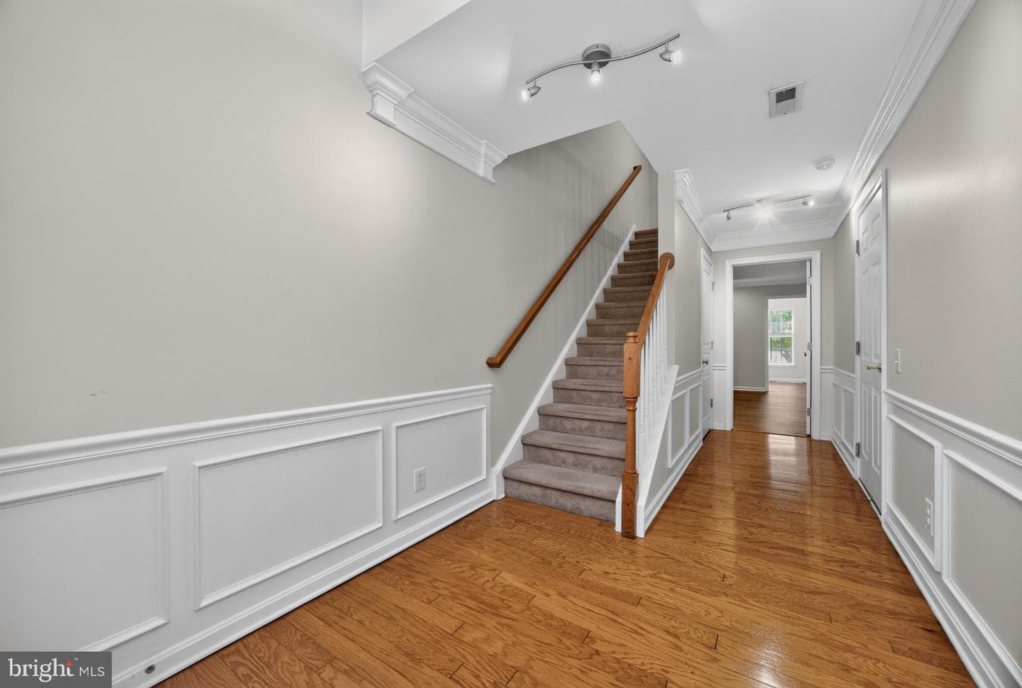 114 Hudson photo 3