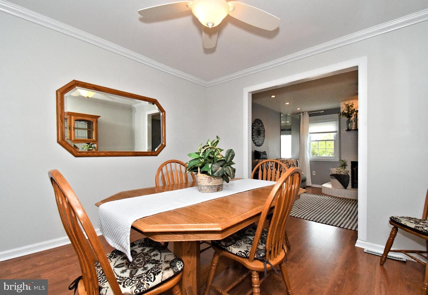 109 Macintosh Lane photo 8