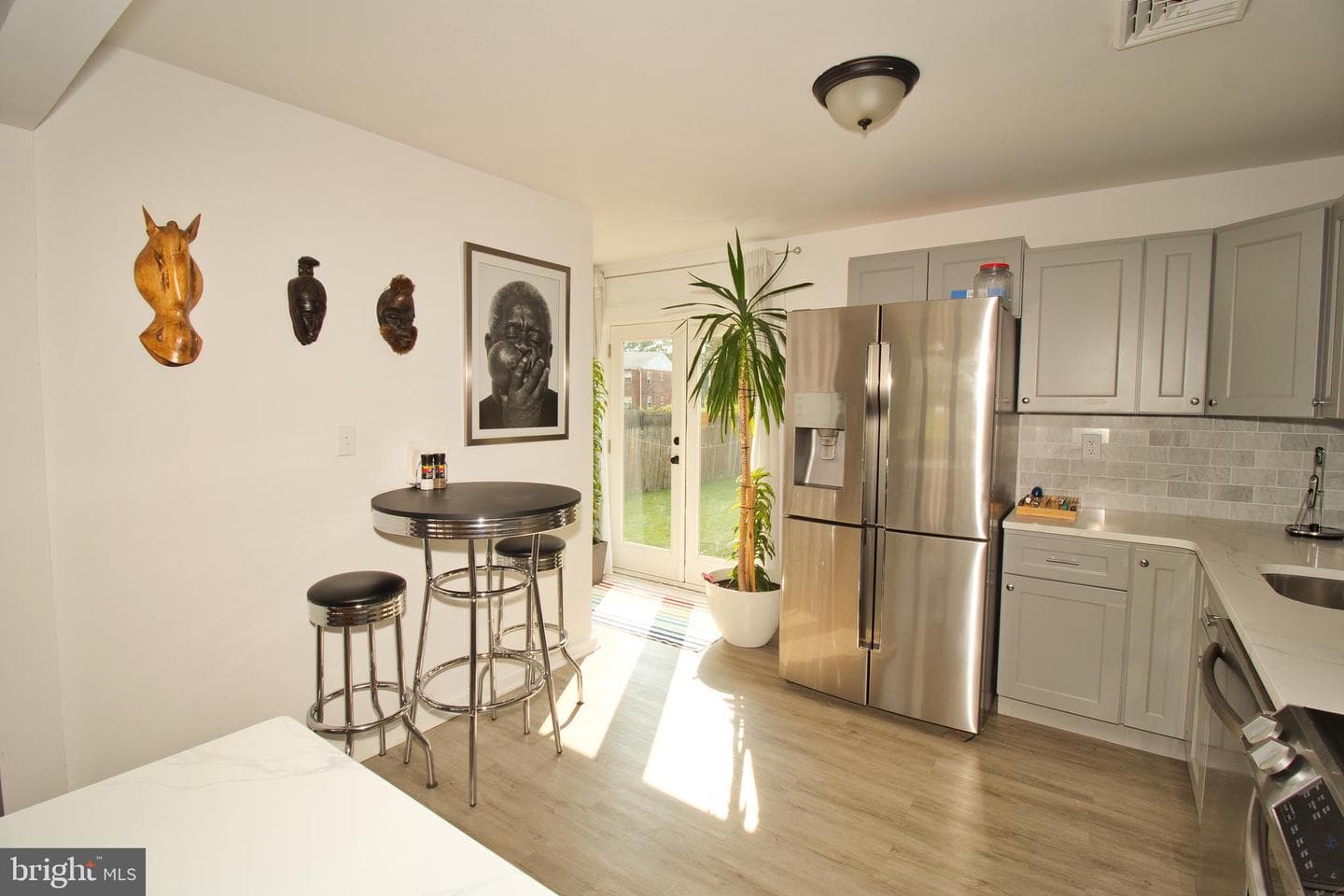 215 Lancaster Avenue photo 11