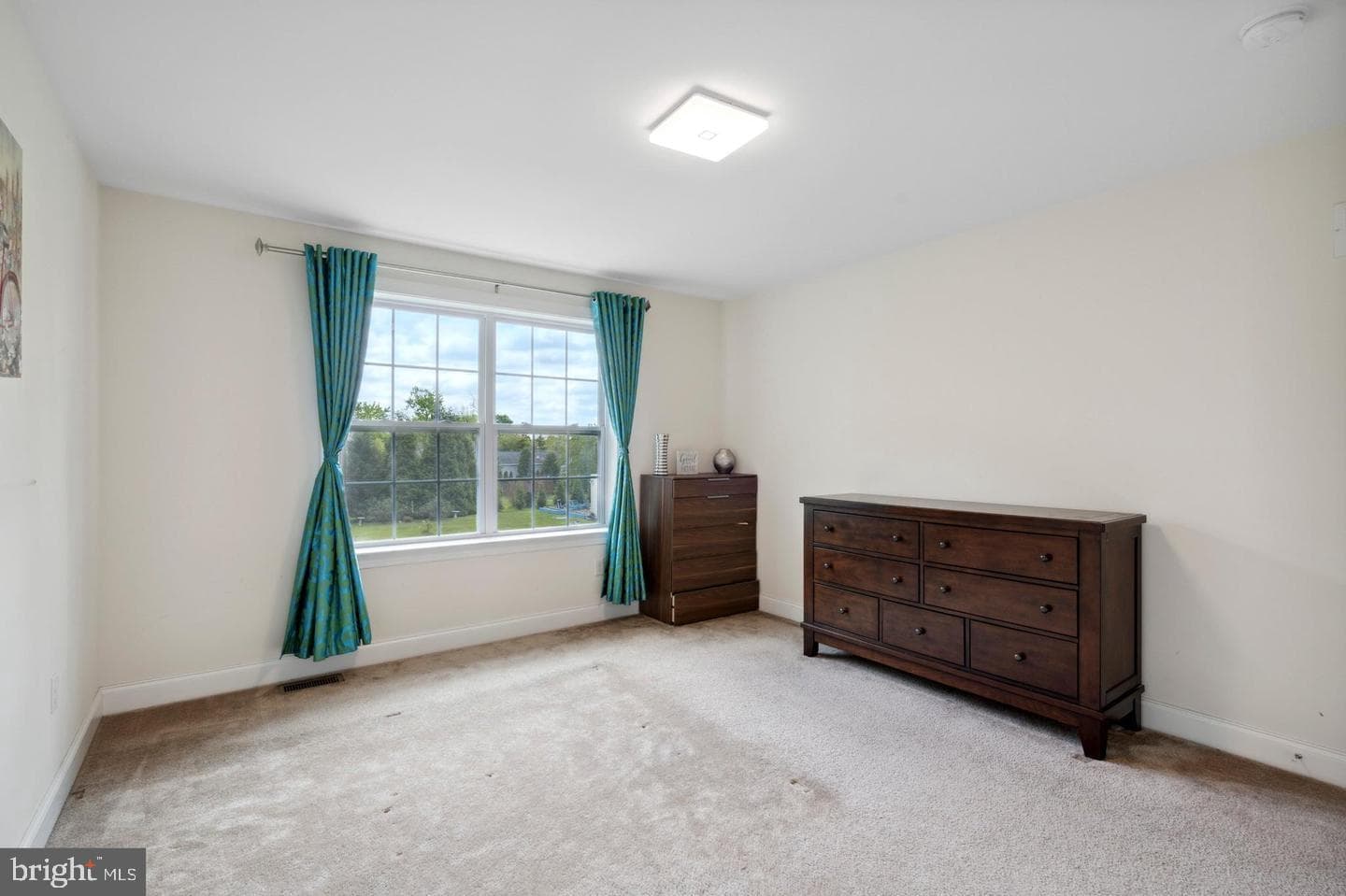 31 Vernon Court photo 11