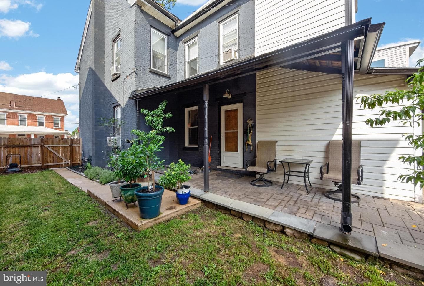 15 E Third Street photo 31