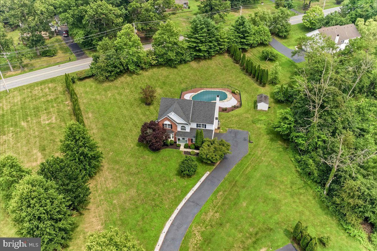310 Country Ridge Drive photo 47
