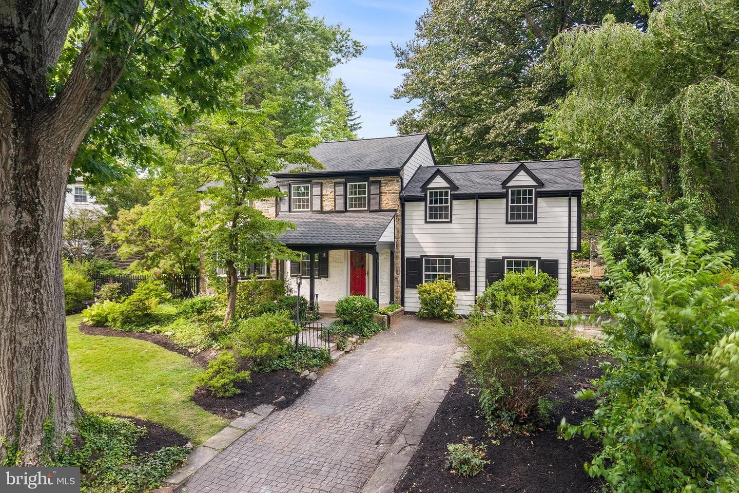 57 Allendale Road photo 3