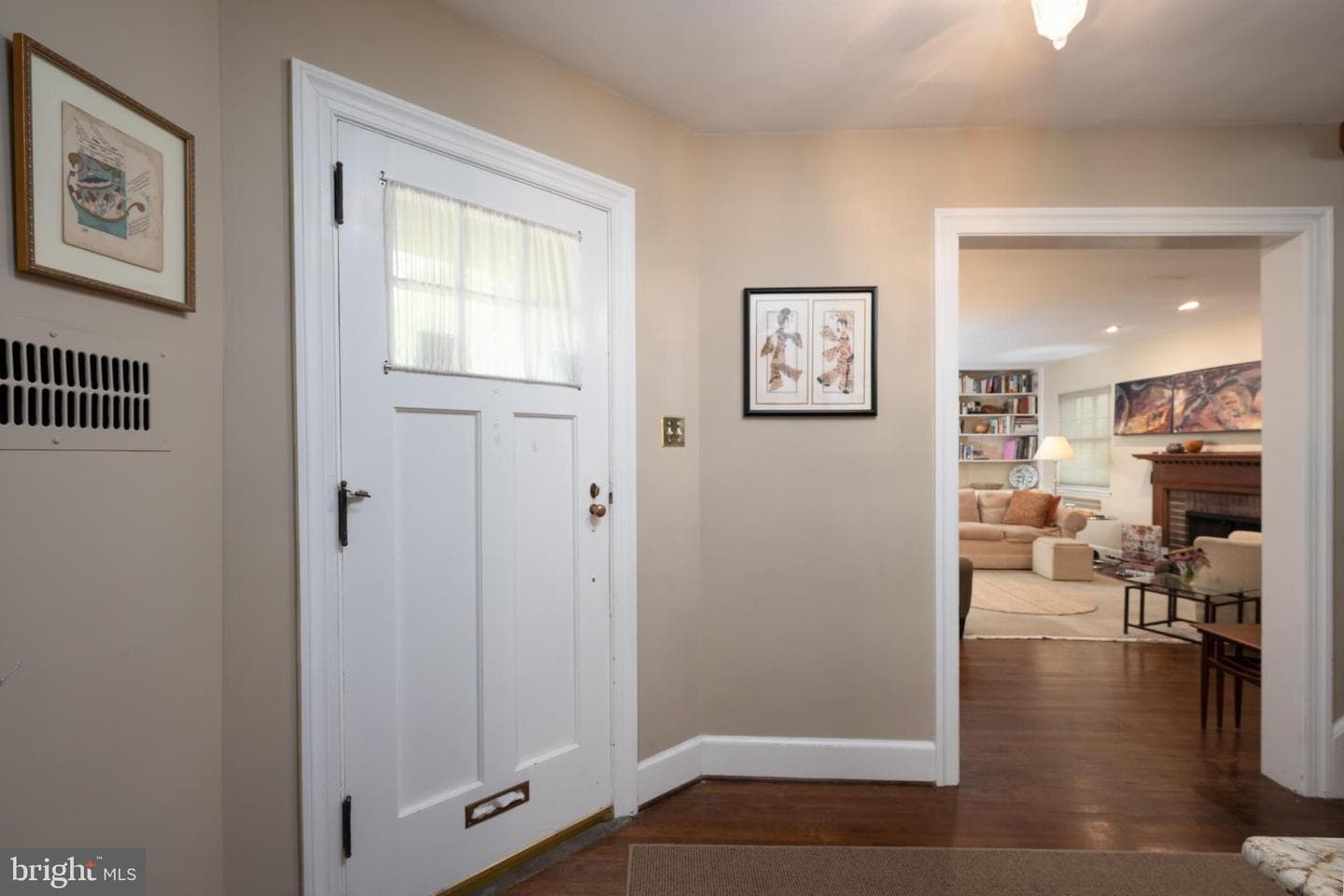 409 E Waverly Road photo 9